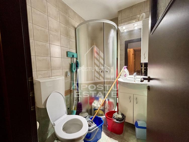 Apartament cu 4 camere, etaj intermediar, centrala, zona Shopping City - 13