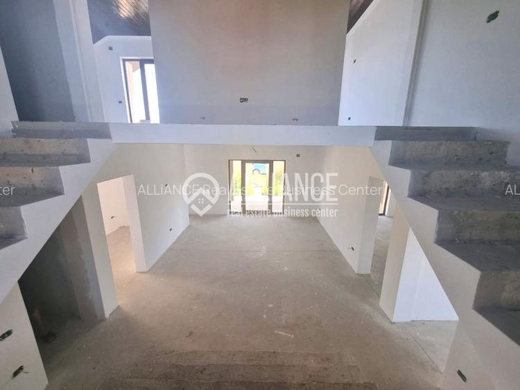 VALU LUI TRAIAN ( COD 02) -  Casa Superba 4 Camere aproape de conac - 14