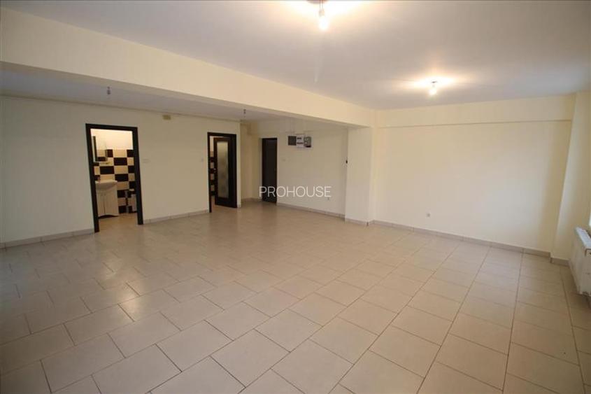Calea Moinesti - spatiu comercial - 8