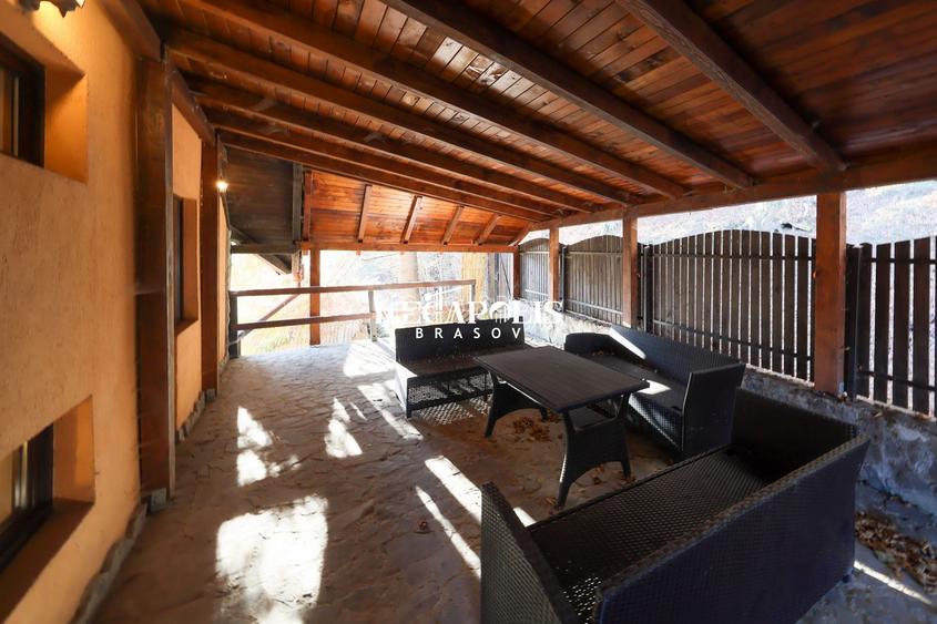 Pensiune/Vilă de vânzare în Bran | 8 camere | 180 mp - 22