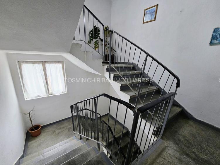 LOC. RACACIUNI,  APARTAMENT 3 CAMERE - 24