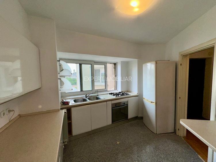 5 Camere pe Bulevardul Unirii vedere la Fântâni - 21