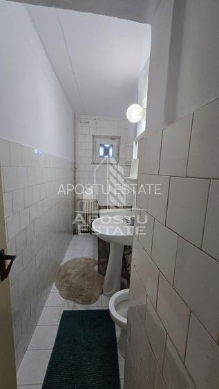 Apartament cu 4 camere, etaj intermediar, zona Dacia - 8