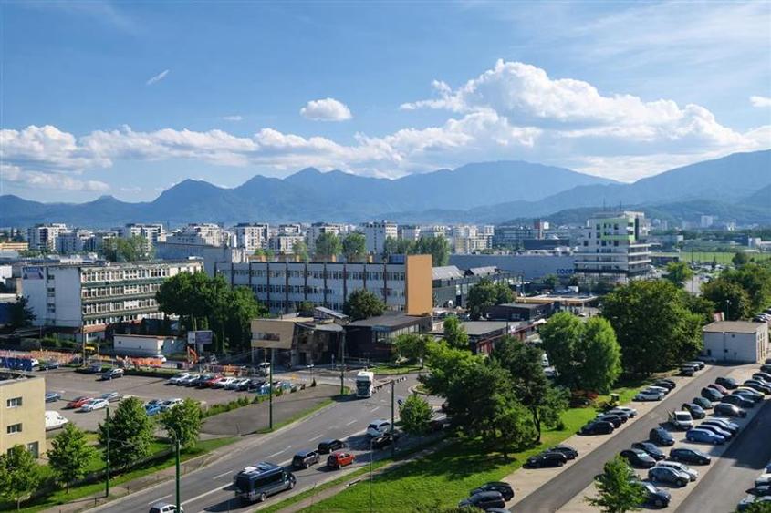 LIVE! Apartament, premium, mobilat,Tractorul,Brasov