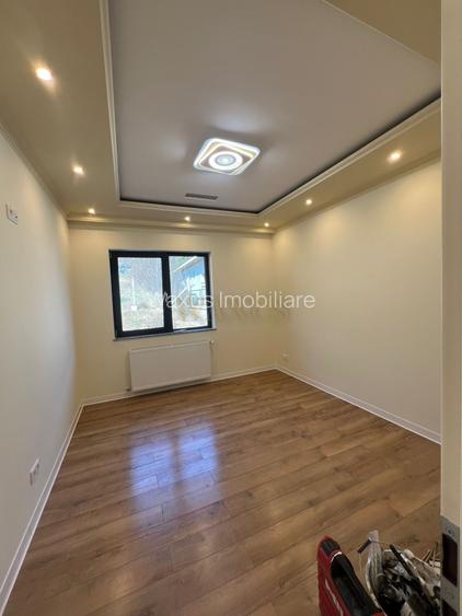 Casa de Lux,Zona Valea Ghinzii,10 ari teren - 14