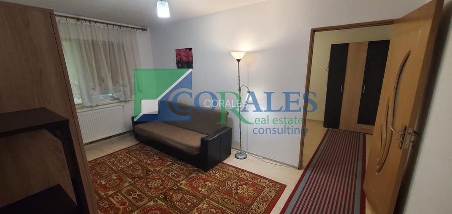 Zona Dacia. 2 camere. La parter.  Disponibil imediat. - 3
