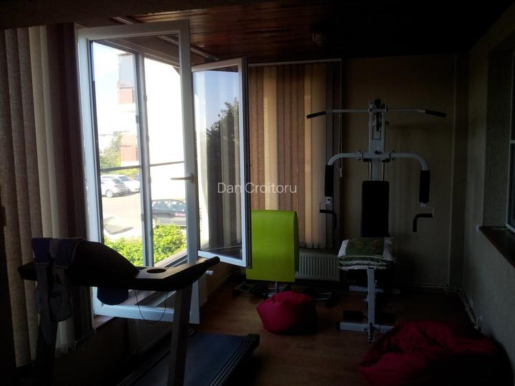 Resedinta de lux, amplasata ultracentral in orasul Iasi, teren 750 mp - 4