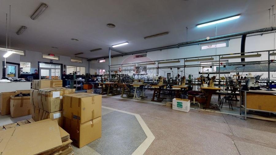 Producție / Depozitare + Birouri – Proprietate industrială de vânzare - 4