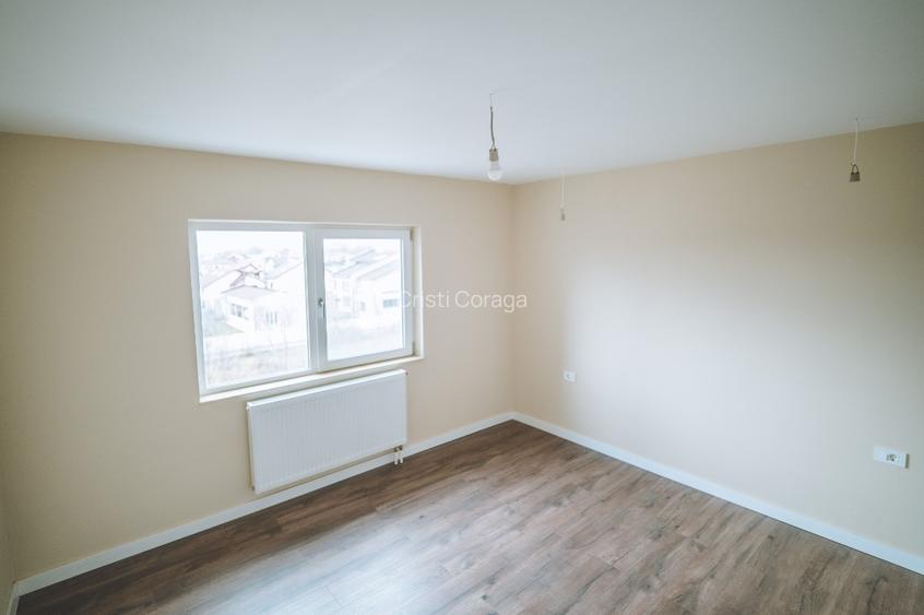 Targoviste, Micro 2 - Apartament 90 mp - 3 camere, decomandat  - 4