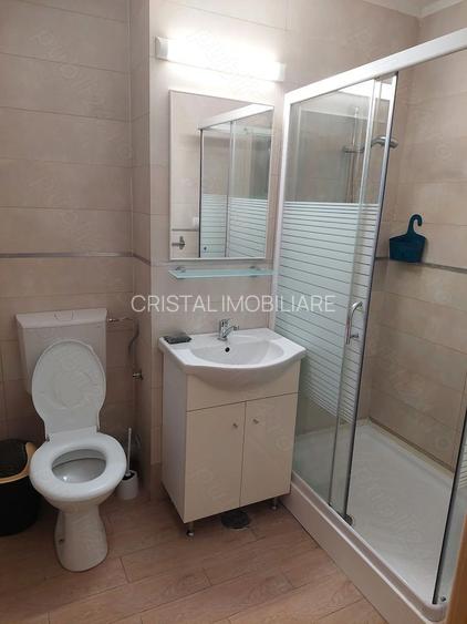 Închiriere Apartament 3 camere, etaj 2, mobilat/utilat, parcare, Bd. Unirii - 5