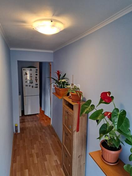 Proprietar, inchiriez garsoniera in vila - zona Rahova-Salaj - 2