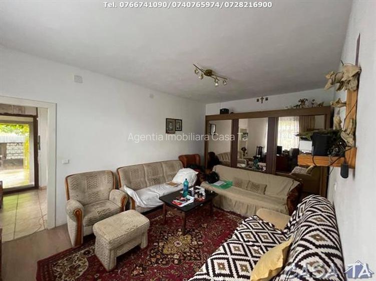 Casa 3 Camere, Strada Zambilelor - 2