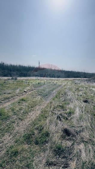 Teren intravilan 1550 mp parcelabil ,zona Veteranilor, deschidere 28ml - 2