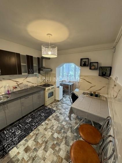 2 Camere Decomandat Mobilat Bloc 1986 zona Cug - 5