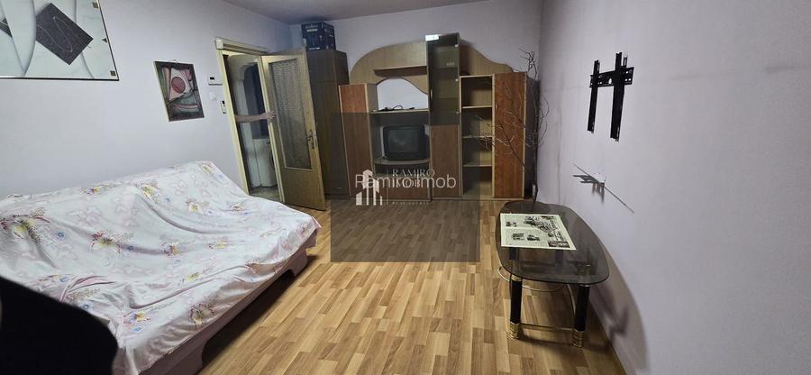 3 camere/ Aparatorii Patriei/centrala/parcare - 2