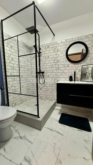 Casă de vânzare, 3 camere, 90 mp, Central zona Piața Mihai Viteazul - 8