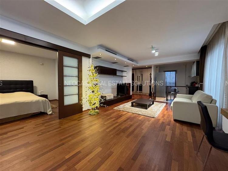 2 CAMERE // 90 MP // 50 DE METRI DE PARC - 10