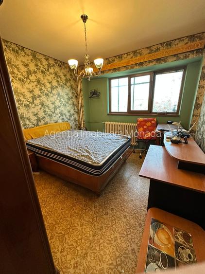 Apartament 3 camere de vanzare Gorjului (6-7 minute de metrou / An 1979 ) - 15