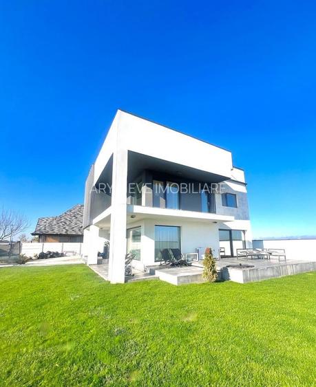 Casă Modernă 5 Camere | Panouri Solare 15kW | Teren Generos 780mp | Acces Rapid - 2