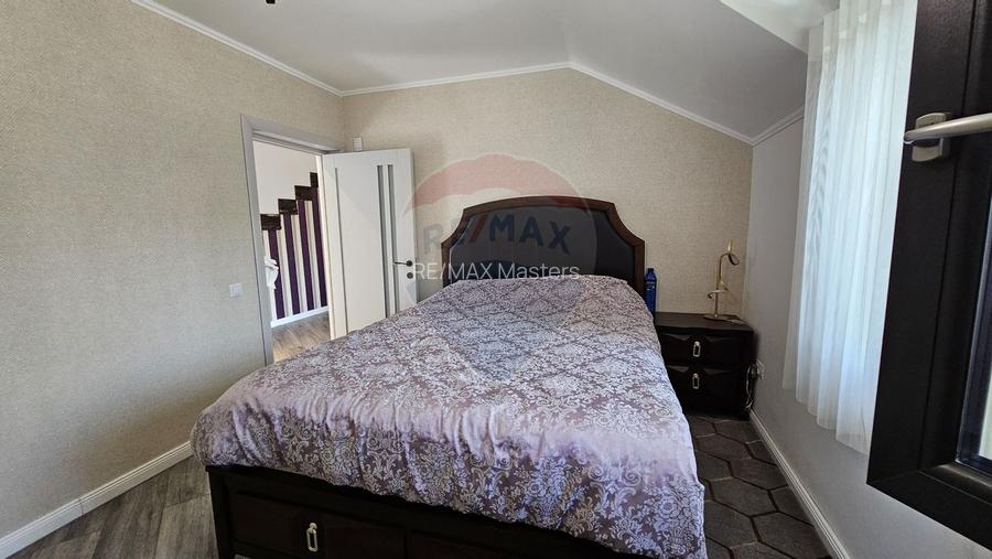 Casă / Vilă cu 7 camere si teren 1000 mp în zona Centrala-Suceava - 59