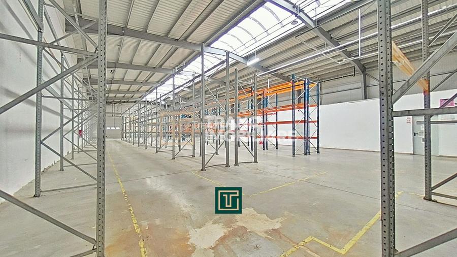 Hală industrială 824 mp de vânzare în Zona Industrială Sud Arad acces rapid A1 - 14