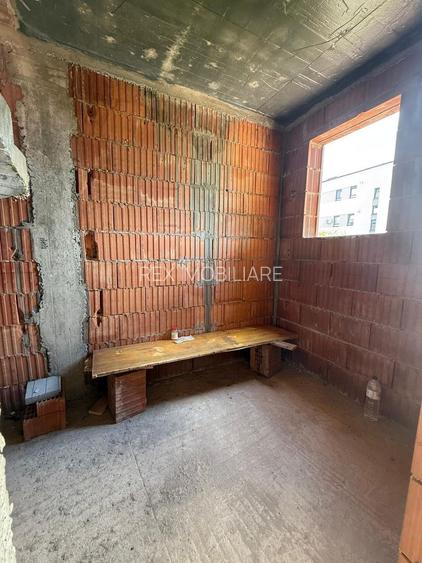 Duplex la rosu - 3 dormitare- Dumbravita - 5