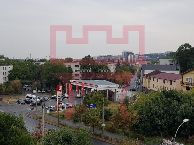 Inchiriere apartament renovat 2 camere parcare Plopilor parcul Babes - 10