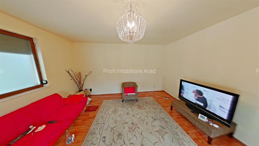 Casa mare si frumoasa cu 5 camere in Gradiste - 20