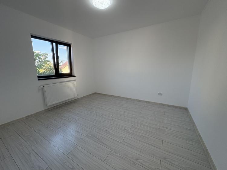 Horpaz!145000euro! Casa 3 camere,beci,bucatarie separata!