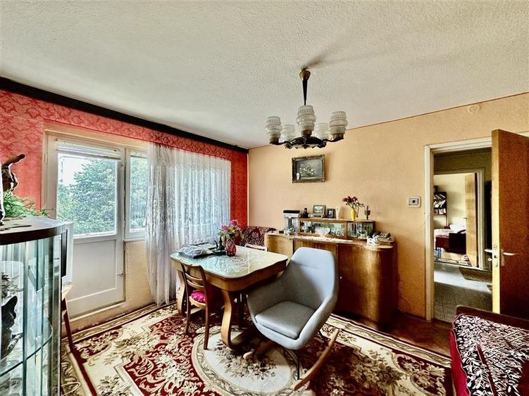 APARTAMENT 3 CAMERE, 2 BALCOANE – ZONA DE NORD, PLOIESTI