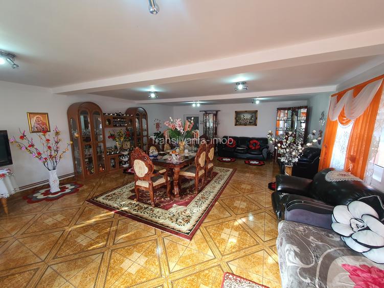 Casa de vanzare in Teliu - 4