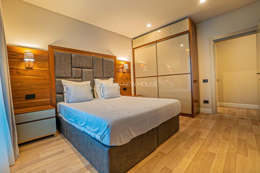 VÂNZARE APARTAMENT 4 CAMERE – VEDERE CĂTRE LAC-LOC DE PARCARE - 4