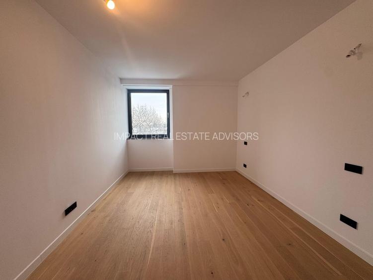 3 camere PREMIUM| 99.7 MP + 9.35 MP terasa - 6