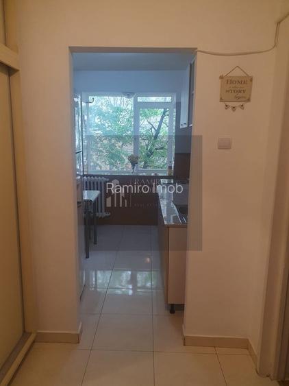 Apartament 2 camere cf 1 Bd Alexandru Obregia Sector 4 - 12