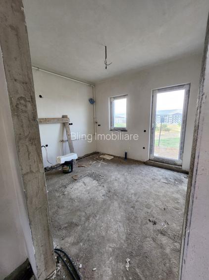 Triplex 119 mp utili, teren 180mp, ansamblu privat, Floresti - 4