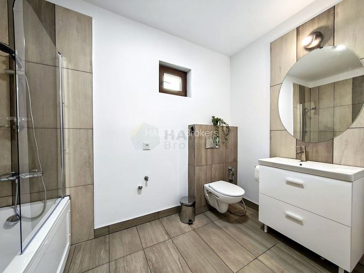 Vilă Individuală cu o curte generoasa zona Aparatorii Patriei - 8