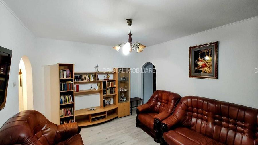 Apartament 2 camere, mobilat, renovat, langa metrou, Piata Chibrit - 3