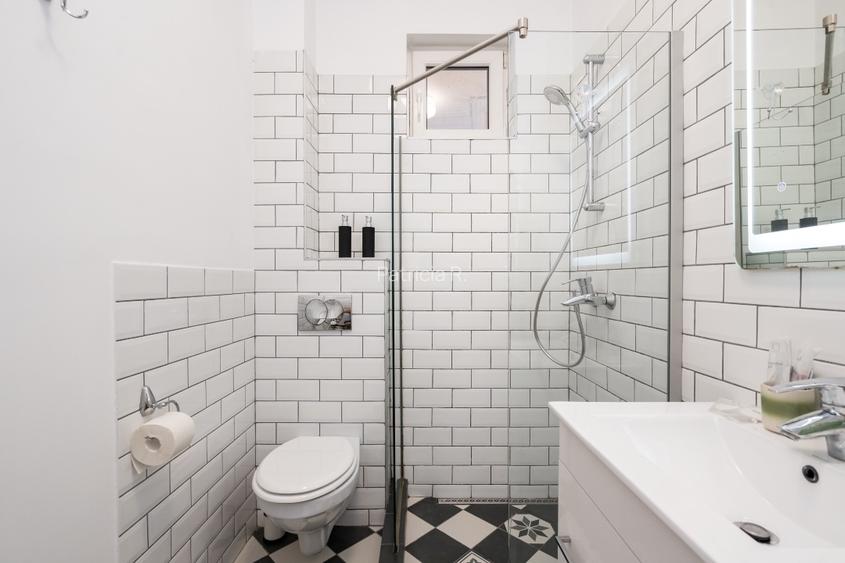 Apartament ultracentral, boem, renovat complet - 9