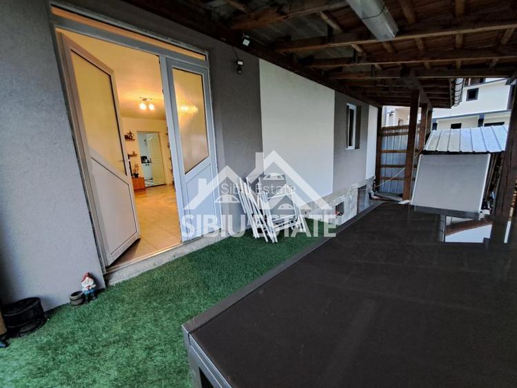 Casa cu pivnita mare, dormitor la parter, Selimbar - 14