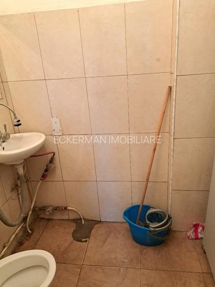 Grivita ( Podul Basarab), spatiu comercial de inchiriat, 116 mp, vitrina 12.5 ml - 13