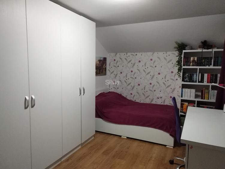 Casa  de vinzare 6 camere S+ P+ E  - 12