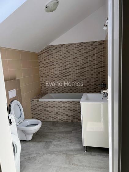 Oportunitate investitie imobiliara: etaj intreg cu 3 apartamente - Comision 0% - 13