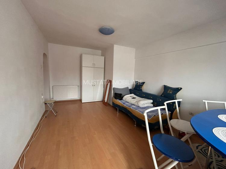 Apartament 1 camera - Transformat in doua camere, zona Radu Negru. - 2