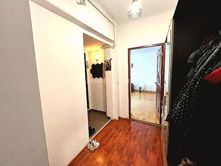 Apartament interbelic renovat complet | Ultracentral Cișmigiu | etaj 2 | 3 camer - 3