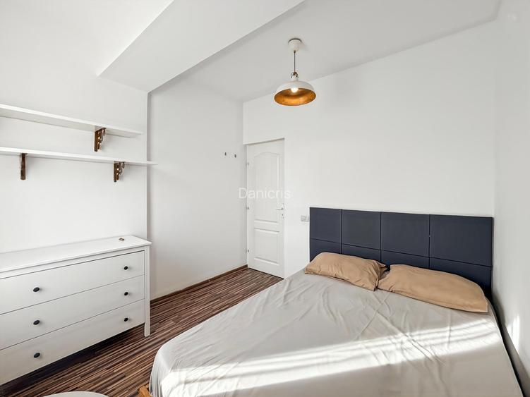 Studio compartimentat în 2 camere | Zona Campus | IComision 0 - 9