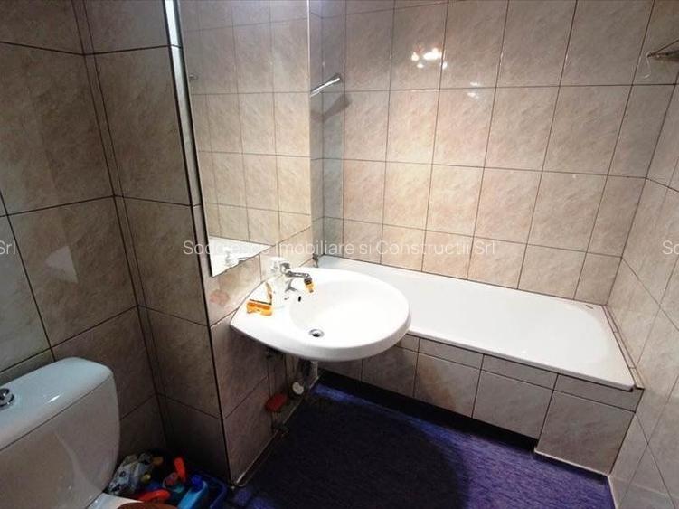 Spațiu parter cu destinație mixtă, zona fostă Lidia – 67 mp - 7