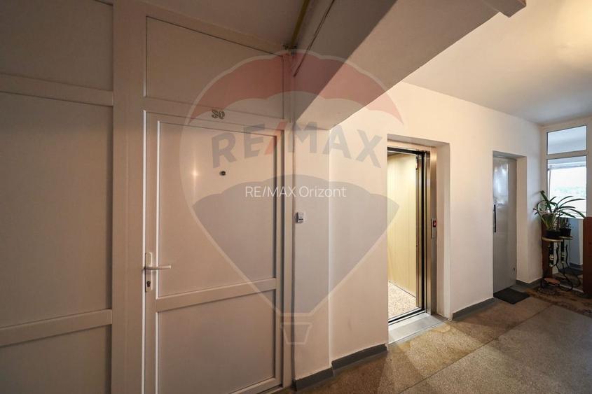 Apartament cu 4 camere de vânzare în zona Centrul Civic - 23