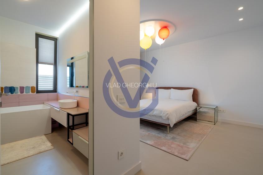 Ca in reviste! Vila senzationala, moderna, piscina si teren de tenis-COMISION 0% - 50