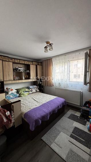 Apartament renovat cu 2 camere de vânzare in Sebeș - 2