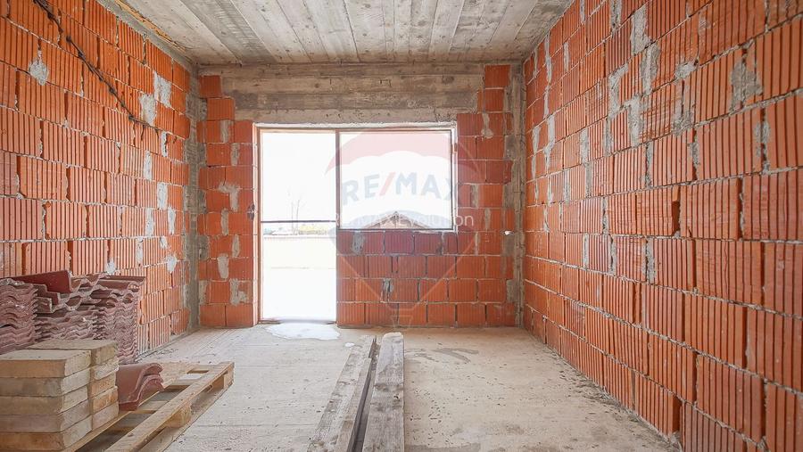 COMISION 0%| Casă individuală | 2 garaje | 192 mp utili | 847 mp teren - 13